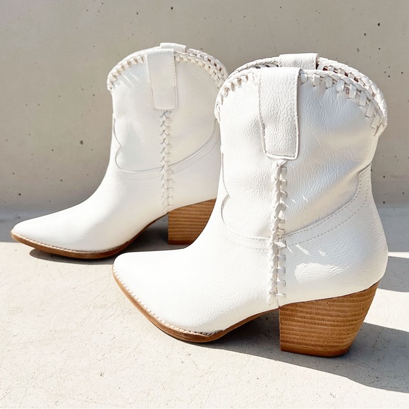 NEW Western Cowboy Whipstitched Ankle Boots
Pointy Toe Block Heel Distress White - Picture 6 of 16